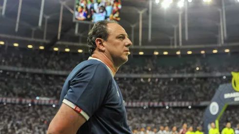 BA - SALVADOR - 18/09/2023 - BRASILEIRO A 2023, BAHIA X SANTOS - Rogerio Ceni tecnico do Bahia durante partida contra o Santos no estadio Arena Fonte Nova pelo campeonato Brasileiro A 2023. Foto: Jhony Pinho/AGIF