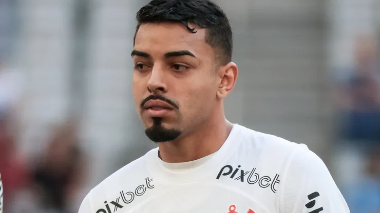 PR - CURITIBA - 24/06/2023 - BRASILEIRO A 2023, ATHLETICO-PR X CORINTHIANS - Matheus Bidu jogador do Corinthians durante partida contra o Athletico-PR no estadio Arena da Baixada pelo campeonato BRASILEIRO A 2023. Foto: Robson Mafra/AGIF