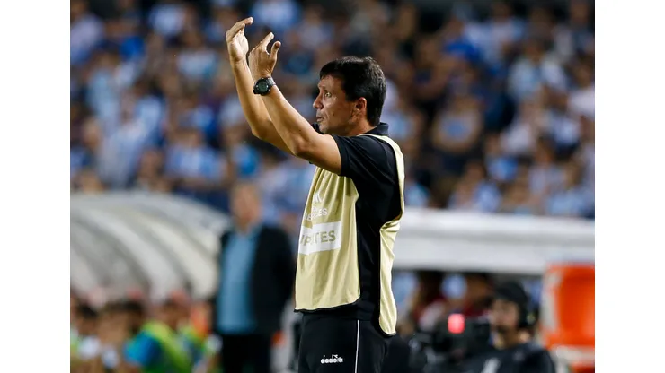 Zé Ricardo aprovou e o São Paulo deve VENDER camisa 10 por R$ 8 milhões - Foto: Gabriel Rossi/Getty Images