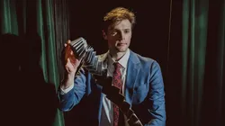 Kevin Blake Ferguson é um mágico ilusionista (Foto: Reprodução Instagram @kevinblakemagic)