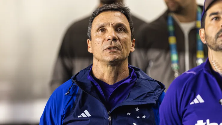 Foto: Abner Dourado/AGIF - Zé Ricardo: técnico abriu o jogo sobre jovem do Cruzeiro
