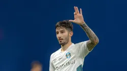 MG - BELO HORIZONTE - 31/05/2023 - COPA DO BRASIL 2023, CRUZEIRO X GREMIO - Villasanti jogador do Gremio comemora seu gol durante partida contra o Cruzeiro no estadio Mineirao pelo campeonato Copa do Brasil 2023. Foto: Alessandra Torres/AGIF