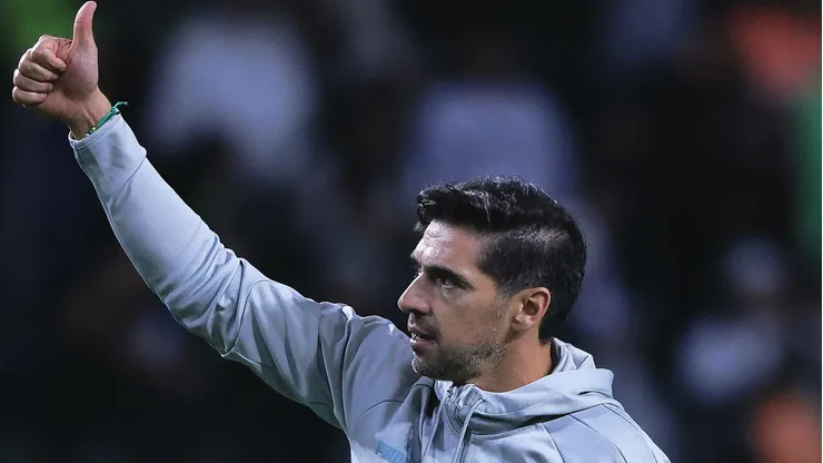 SP - SAO PAULO - 15/09/2023 - BRASILEIRO A 2023, PALMEIRAS X GOIAS - Abel Ferreira tecnico do Palmeiras durante partida contra o Goias no estadio Arena Allianz Parque pelo campeonato Brasileiro A 2023. Foto: Ettore Chiereguini/AGIF