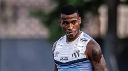 Foto: Raul Baretta/ Santos FC - Jean durante treinamento do Peixão