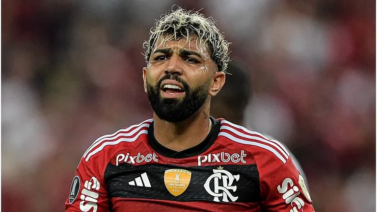 Foto: Thiago Ribeiro/AGIF - Gabigol jogador do Flamengo durante partida contra o Olimpia no estadio Maracana pelo campeonato Libertadores 2023.