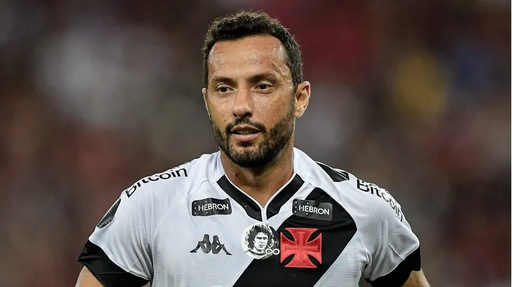 Nene ex-jogador do Vasco durante partida contra o Flamengo no estadio Maracana pelo campeonato Carioca 2023 - Foto: Thiago Ribeiro/AGIF