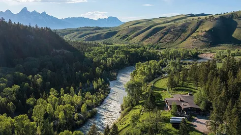 Mansão avaliada em US$ 58 milhões já foi aposta de jogo de poker (Foto: Divulgação/Grand View Ranch)