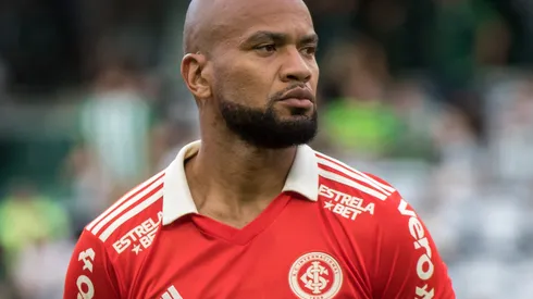 Robson Mafra/AGIF - Zagueiro vive situação complicada no Beira-Rio