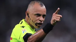 SP - SAO PAULO - 25/07/2023 - COPA DO BRASIL 2023, CORINTHIANS X SAO PAULO - O arbitro Wilton Pereira Sampaio durante partida entre Corinthians e Sao Paulo no estadio Arena Corinthians pelo campeonato Copa do Brasil 2023. Foto: Ettore Chiereguini/AGIF