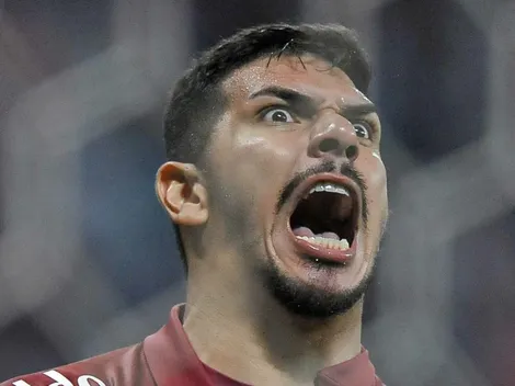 João Paulo está comemorando: Santos ganha sobrevida no Brasileirão e diminui chances de rebaixamento