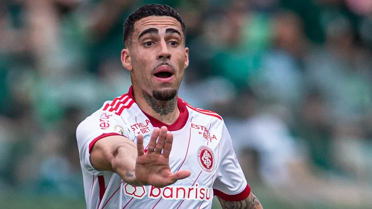 Foto: Isabela Azine/AGIF - Gabriel: volante é um dos jogadores com contrato curto com o Clube