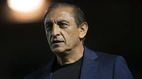 Foto: Jorge Rodrigues/AGIF – Ramon Diaz tecnico do Vasco durante partida contra o Athletico-PR no estadio Sao Januario pelo campeonato Brasileiro A 2023.
