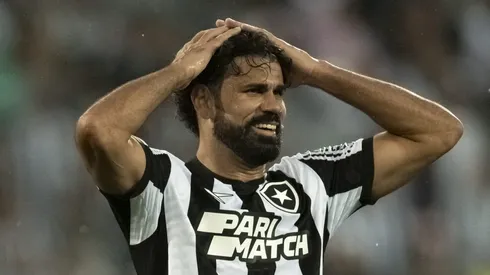 Foto: Jorge Rodrigues/AGIF - Diego Costa jogador do Botafogo lamenta chance perdida durante partida contra o Bahia no estadio Engenhao pelo campeonato Brasileiro A 2023.