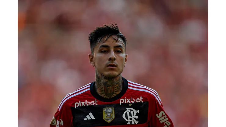 Foto: Thiago Ribeiro/AGIF- Erick Pulgar mandou recado para torcida após derrota para o São Paulo