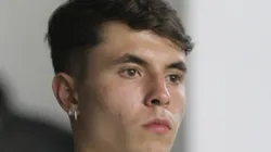 SP - Santos - 05/06/2021 - BRASILEIRO A 2021, SANTOS X CEARA - Jogadores Sandry e Vinicius Zanocelo do Santos na arquibancada junto com a comissao tecnica assistindo partida contra o Ceara no estadio Vila Belmiro pelo campeonato Brasileiro A 2021. Foto: Fernanda Luz/AGIF