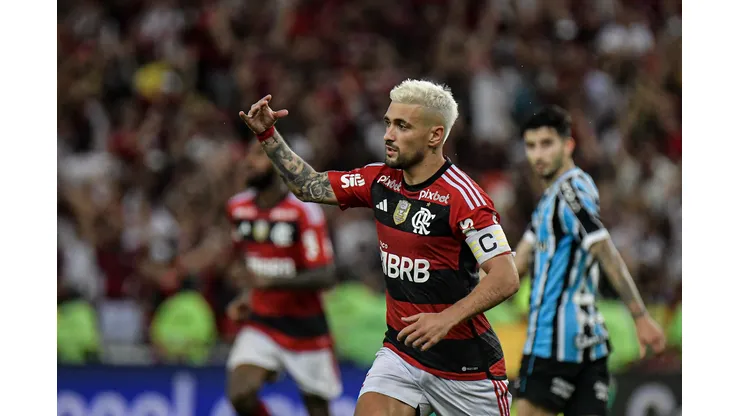Foto: Thiago Ribeiro/AGIF- Arrascaeta ainda acredita no título