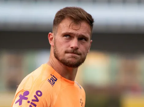 Bruno Lage foi informado: Situação de Lucas Perri no Botafogo gera preocupação