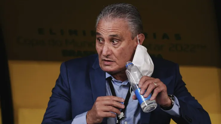 SP - Sao Paulo - 11/11/2021 - ELIMINATORIAS COPA DO MUNDO 2022, BRASIL X COLOMBIA - Tite tecnico do Brasil durante partida contra o Colombia no estadio Arena Corinthians pelo campeonato Eliminatorias Copa do Mundo 2022. Foto: Ettore Chiereguini/AGIF