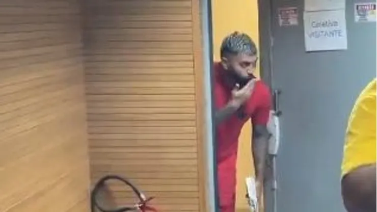 Gabigol manda agrado para Dorival AO VIVO e causa no Flamengo [VÍDEO]