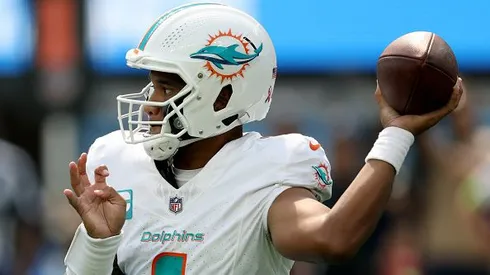 Pelo Dolphins, Tua brilhou na semana 1 da NFL