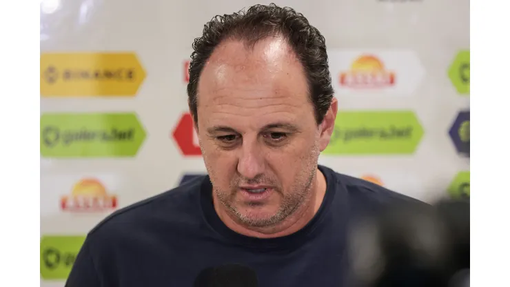 PR - CURITIBA - 14/09/2023 - BRASILEIRO A 2023, CORITIBA X BAHIA - Rogerio Ceni tecnico do Bahia durante entrevista antes da partida contra o Coritiba no estadio Couto Pereira pelo campeonato Brasileiro A 2023. Foto: Robson Mafra/AGIF