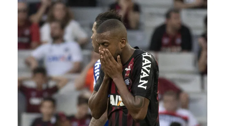 Cleber Yamaguchi/AGIF. Afastamento de Marcelo Cirino vem à tona no Athletico-PR
