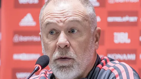 PR - Curitiba - 16/07/2022 - BRASILEIRO A 2022, ATHLETICO PR X INTERNACIONAL - Mano Menezes tecnico do Internacional durante entrevista coletivo apos a partida contra o Athletico-PR no estadio Arena da Baixada pelo campeonato Brasileiro A 2022. Foto: Robson Mafra/AGIF