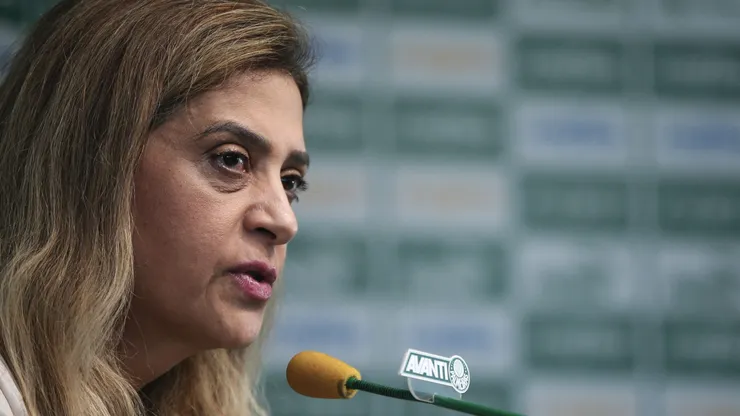 SP - Sao Paulo - 16/12/2021 - PALMEIRAS, COLETIVA PRESIDENTE - A Presidente do Palmeiras Leila Pereira durante coletiva de imprensa realizada no CT Barra Funda. Foto: Ettore Chiereguini/AGIF