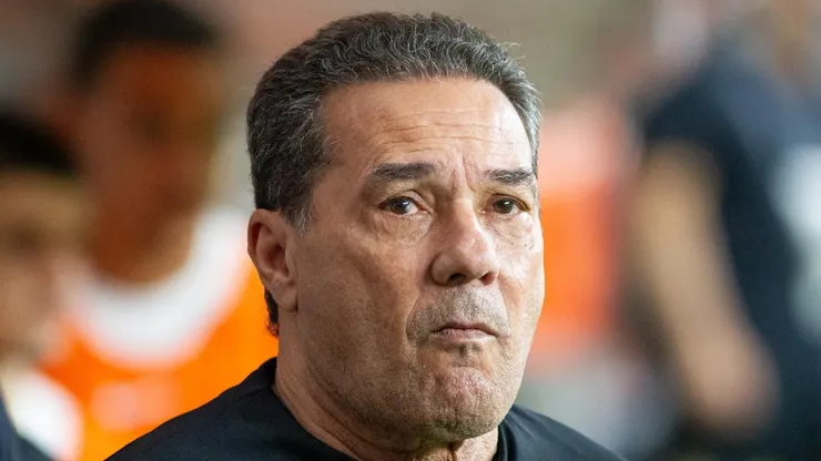 MG - BELO HORIZONTE - 19/08/2023 - BRASILEIRO A 2023, CRUZEIRO X CORINTHIANS - Vanderlei Luxemburgo tecnico do Corinthians durante partida contra o Cruzeiro no estadio Mineirao pelo campeonato Brasileiro A 2023. Foto: Fernando Moreno/AGIF