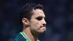 SP - SAO PAULO - 09/08/2023 - LIBERTADORES 2023, PALMEIRAS X ATLETICO-MG - Raphael Veiga jogador do Palmeiras durante partida contra o Atletico-MG no estadio Arena Allianz Parque pelo campeonato Libertadores 2023. Foto: Marcello Zambrana/AGIF