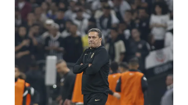 EITA! Luxemburgo só não será demitido do Corinthians se conseguir FEITO na segunda-feira -Foto: Miguel Schincariol/Getty Images