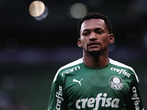 Ex-Seleção chegou à mesa do Palmeiras para substituir Jailson