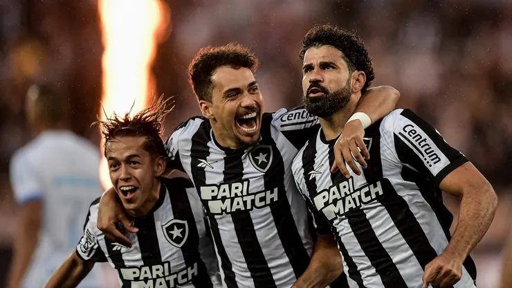 Foto: Thiago Ribeiro/AGIF - Ranking dos melhores times do mundo