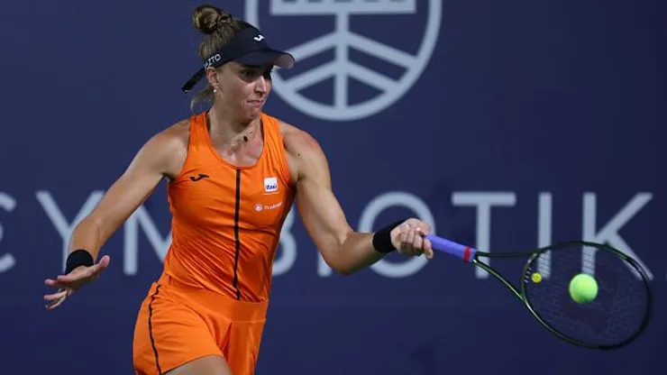 Bia tenta chegar à semifinal de San Diego