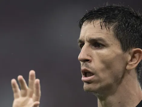 Nacho Fernández é usado de exemplo para Atlético-MG resolver pendência