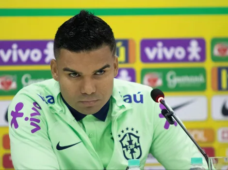 Meio-campista do Grêmio faz Casemiro ‘COMER POEIRA’ e torcedores acabam descobrindo