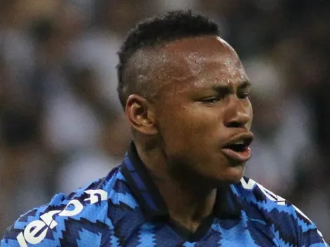 Rosário toma decisão sobre contratar Campaz do Grêmio