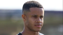 Pedro em treino do Timão