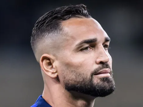 Zé Ricardo toma decisão surpreendente sobre Gilberto