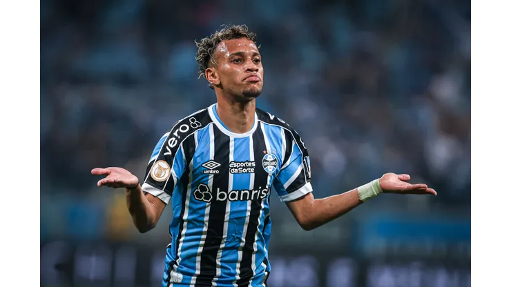Maxi Franzoi/AGIF - Jogador deixa o Grêmio rodado de polêmicas