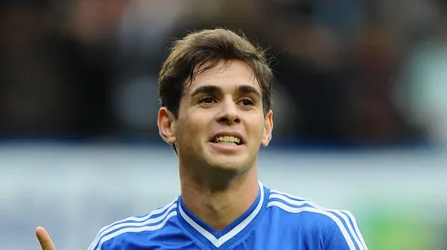 Photo by Mike Hewitt/Getty Images - Oscar chama a atenção da torcida do Corinthians