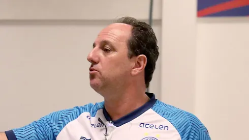 Foto: Felipe Oliveira / EC Bahia / Divulgação - Ceni em sua apresentação no Bahia