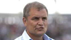 RIO DE JANEIRO, BRAZIL - SEPTEMBER 30: Diego Aguirre head coach of Sao Paulo reacts during the match between Botafogo and Sao Paulo as part of Brasileirao Series A 2018 at Engenhao Stadium on September 30, 2018 in Rio de Janeiro, Brazil. (Photo by Alexandre Loureiro/Getty Images)