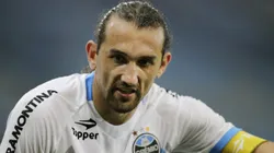 Rio de Janeiro - RJ - 28/09/14 - Brasileiro A 2014, Botafogo X Gremio - Hernan Barcos do Gremio durante partida no Estadio Maracana pelo Campeonato Brasileiro A 2014 - Foto: Paulo Campos/AGIF