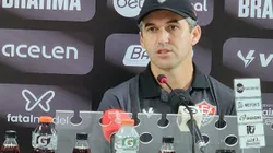 Foto: Walmir Cirne/AGIF-Léo Condé evita apontar um culpado após goleada sofrida