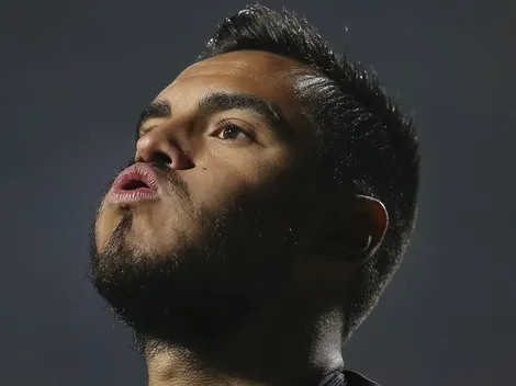 Romero apronta na Argentina e liga alerta no Palmeiras