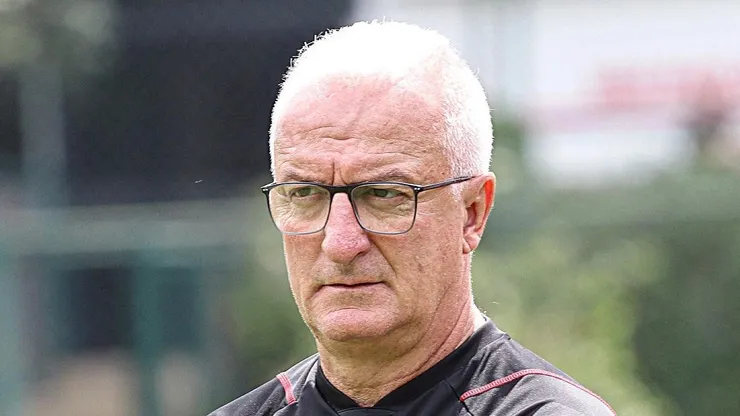 Foto: Divulgação/Facebook do São Paulo FC - Dorival durante atividade deste domingo (10)