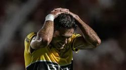 Eder em ação na Série B