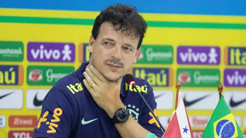 Foto: Fernando Torres/AGIF - Fernando Diniz tecnico do Brasil durante partida contra o Bolivia no estadio Mangueirao pelo campeonato Eliminatorias Copa Do Mundo 2026.
