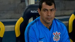 Foto: Thiago Ribeiro/AGIF - Fabio Carille tecnico do Corinthians durante partida contra o Fluminense no estadio Maracana pelo campeonato Copa Sul-Americana 2019.